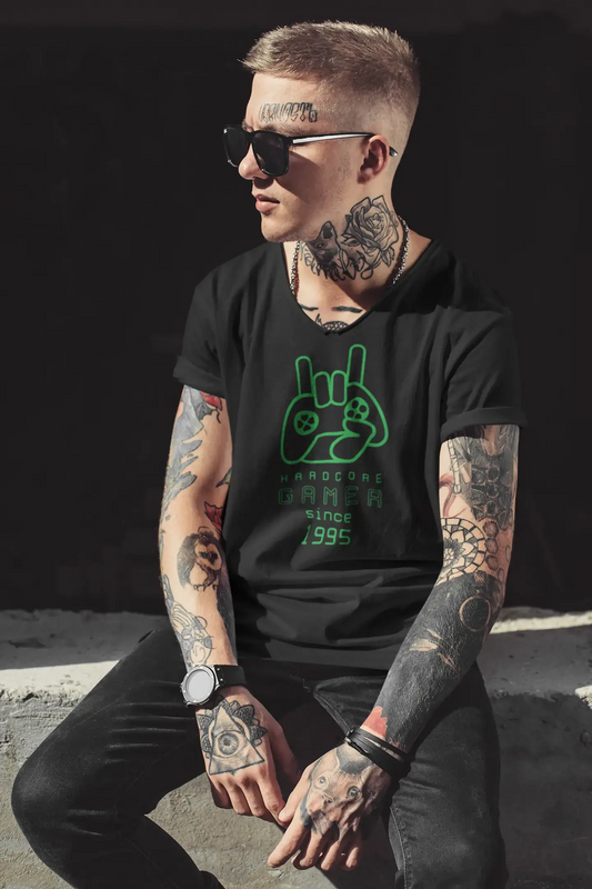 Men's Graphic V-Neck T-Shirt Hardcore Gamer Since 1995 Deep Black