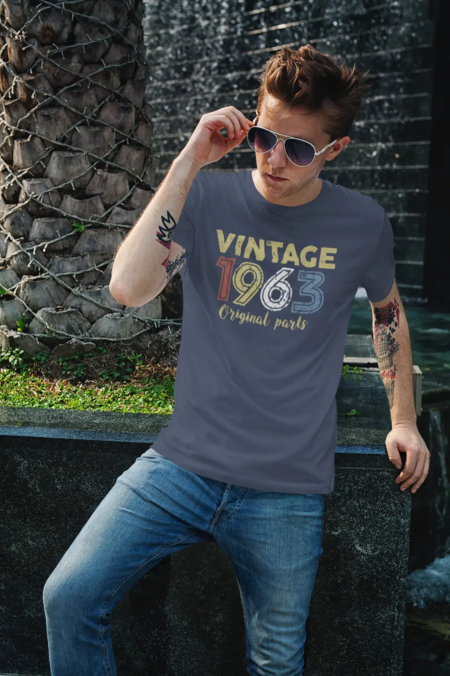 ULTRABASIC - Graphic Printed Men's Vintage 1963 T-Shirt Navy