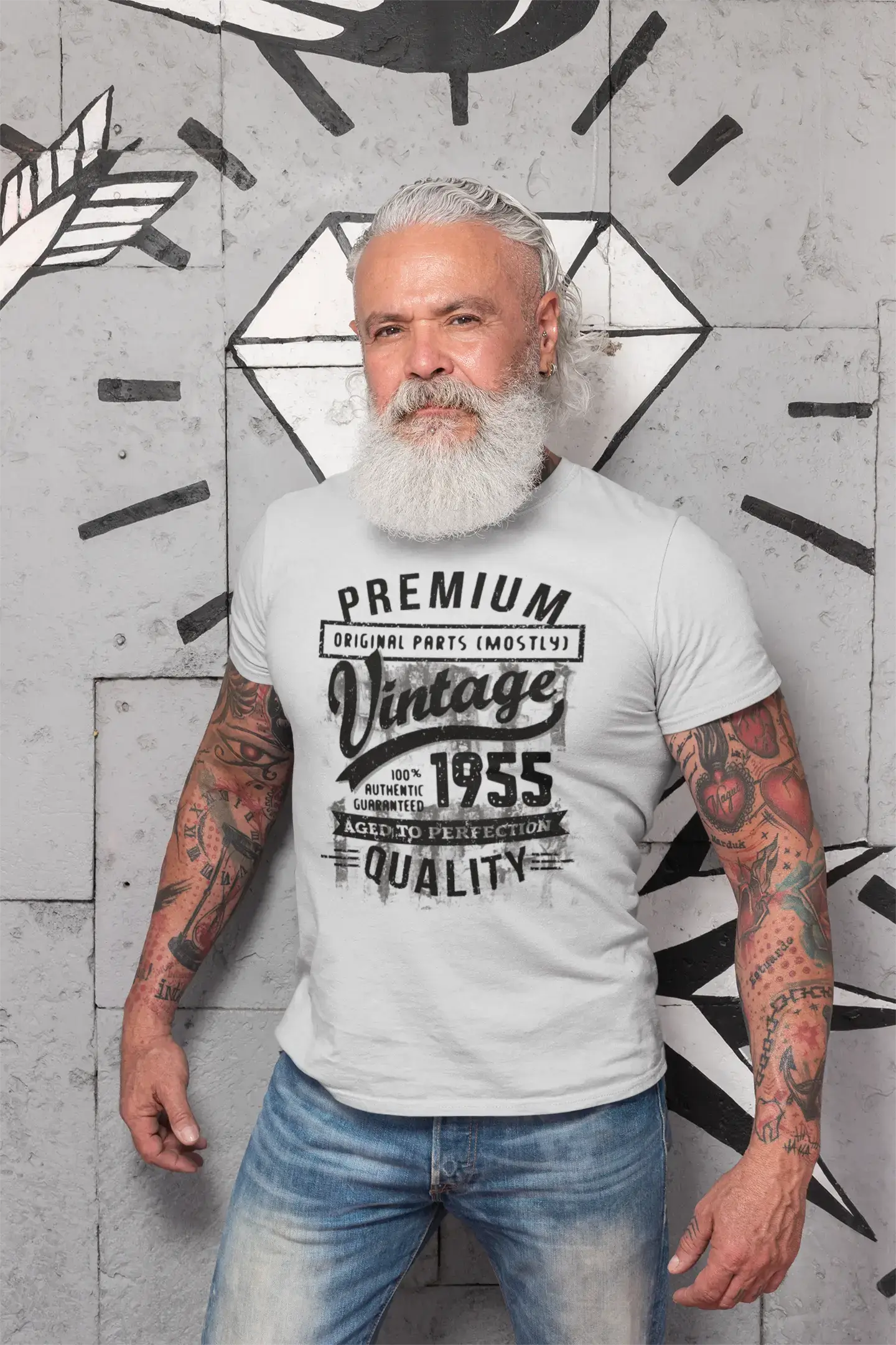 ULTRABASIC - Graphic Men's 1955 Aged to Perfection Birthday Gift T-Shirt
