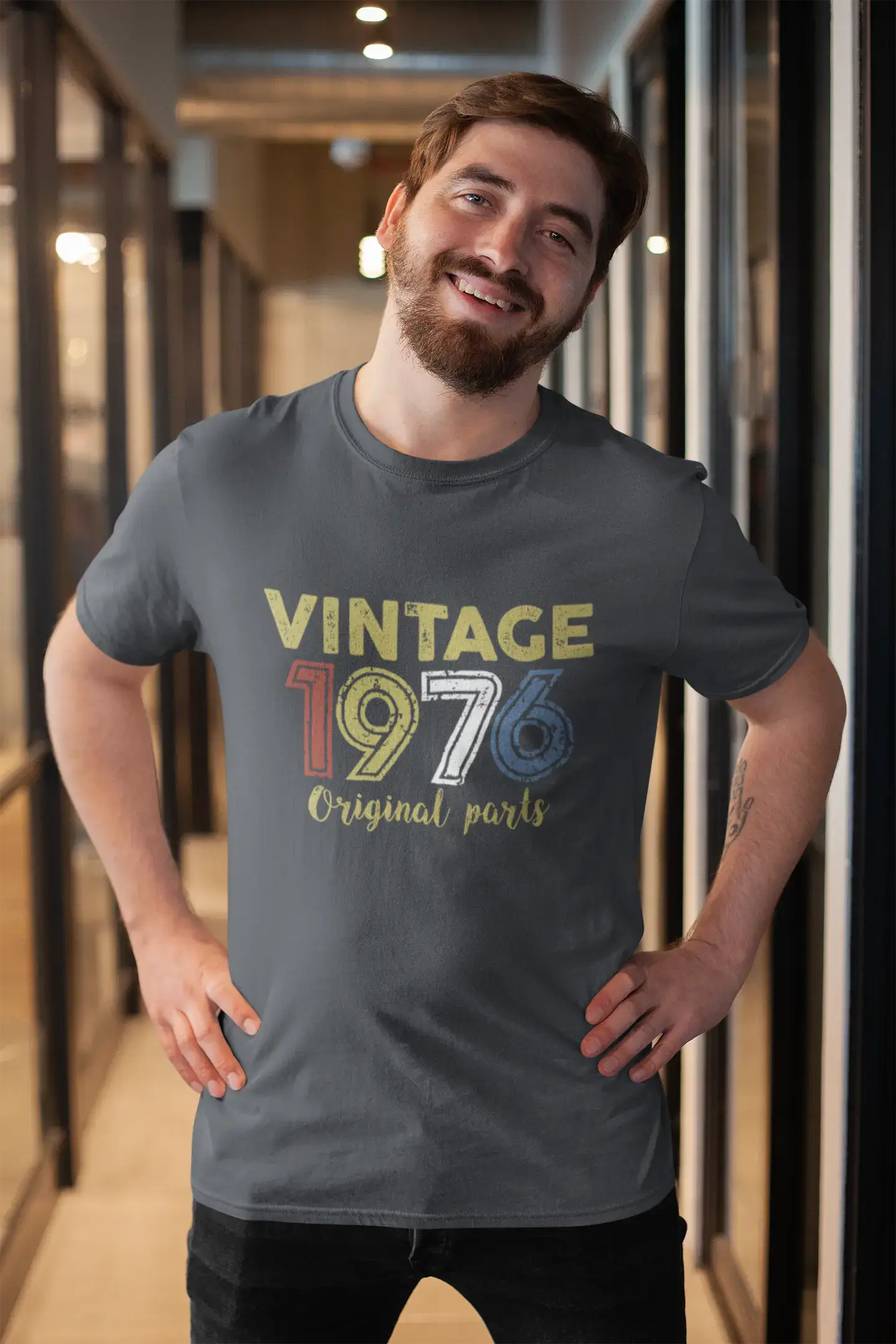 ULTRABASIC - Graphic Printed Men's Vintage 1976 T-Shirt Navy