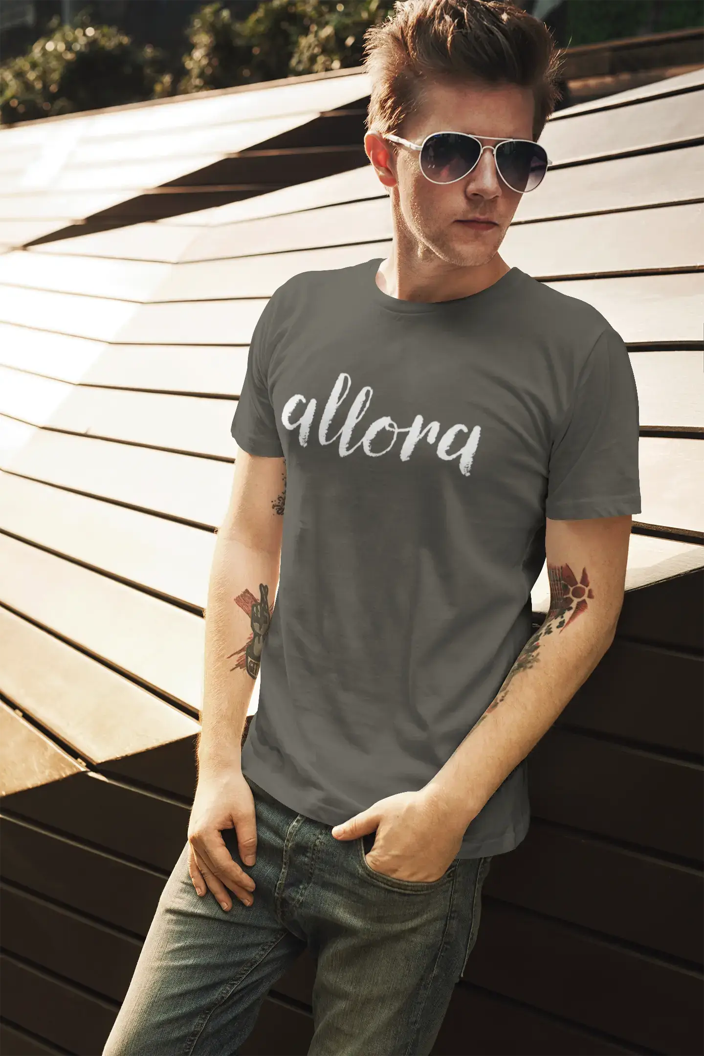 ULTRABASIC - Graphic Printed Men's Allora T-Shirt Vintage White
