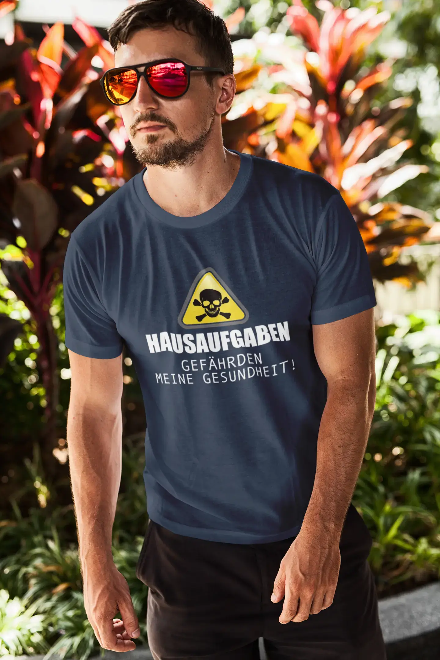 Men’s Graphic T-Shirt Hausaufgaben Gefährden Meine Gesundheit Military Green Gift Idea