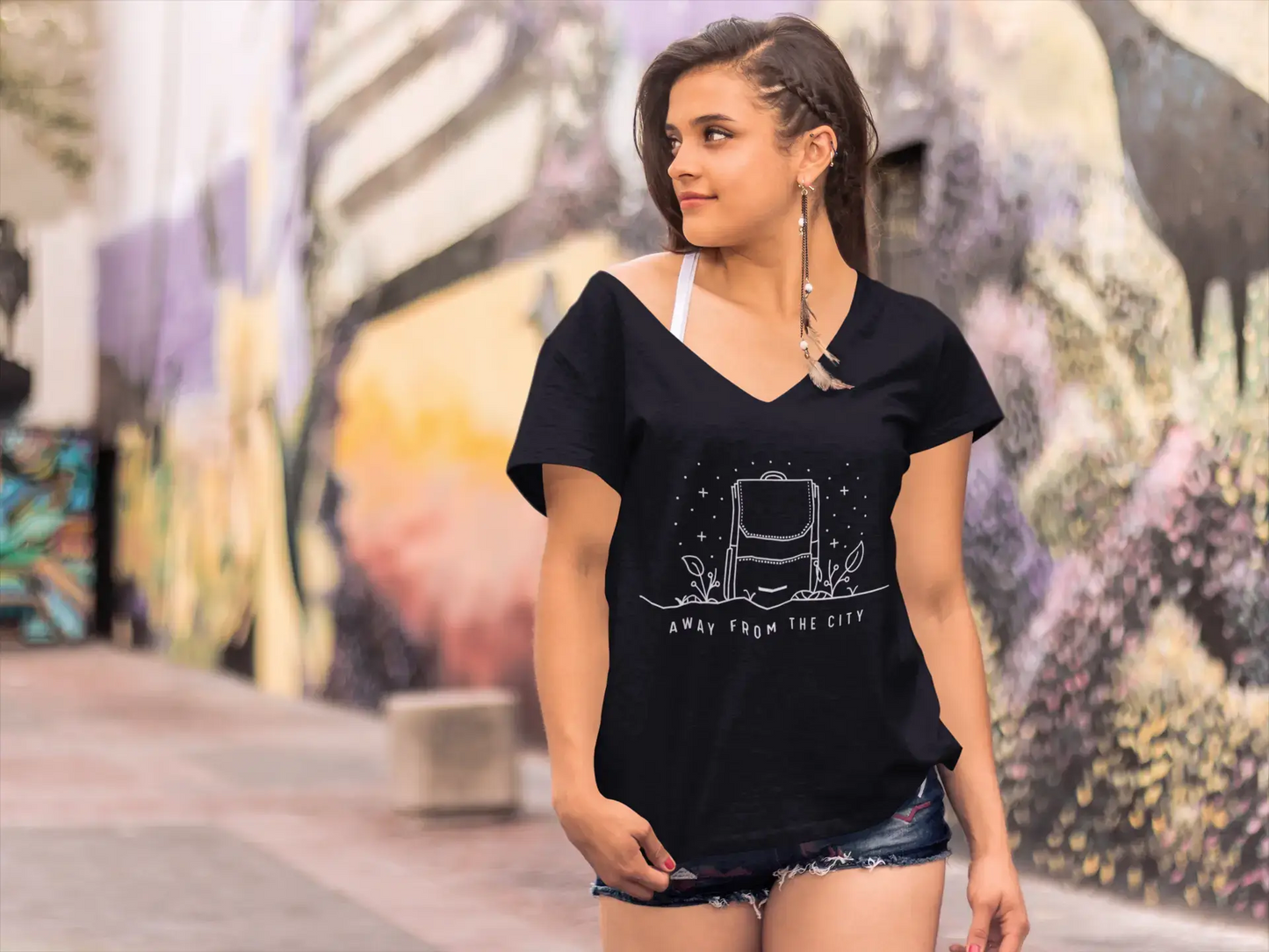 ULTRABASIC Women's T-Shirt Adventure Shirt - Away from the City - Novelty Shirts for Women Black