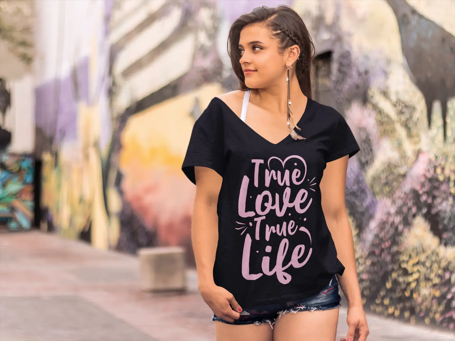 ULTRABASIC Women's T-Shirt Quote True Love True Life - Romantic Gift for Lady