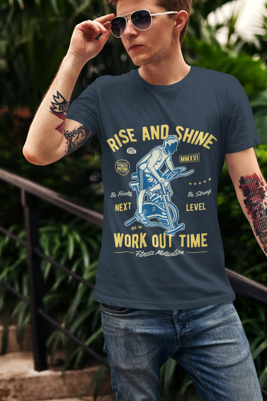 ULTRABASIC Men's Graphic T-Shirt Rise And Shine Work Out Time - Vintage Shirt
