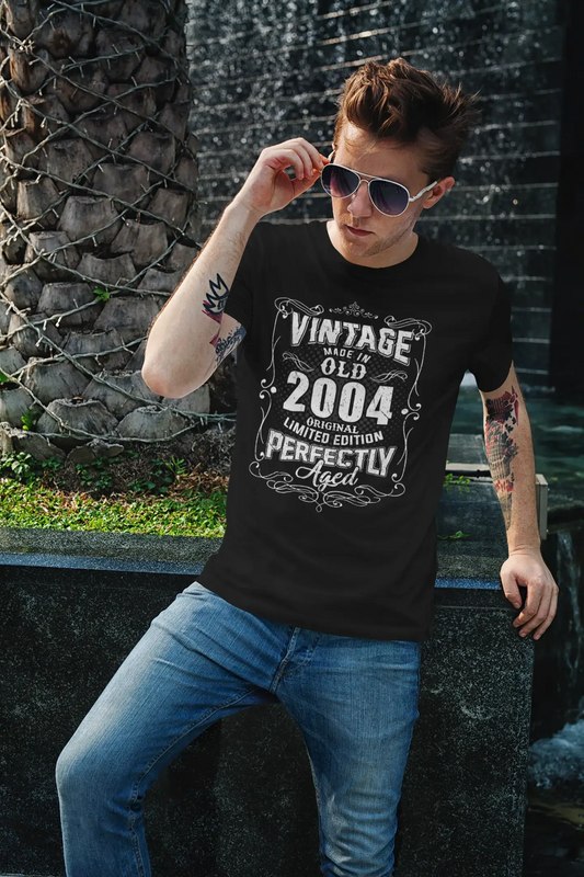 ULTRABASIC Men's T-Shirt Vintage Made in 2004 Original - Perfectly Aged Gift for 17th Birthday Tee Shirt