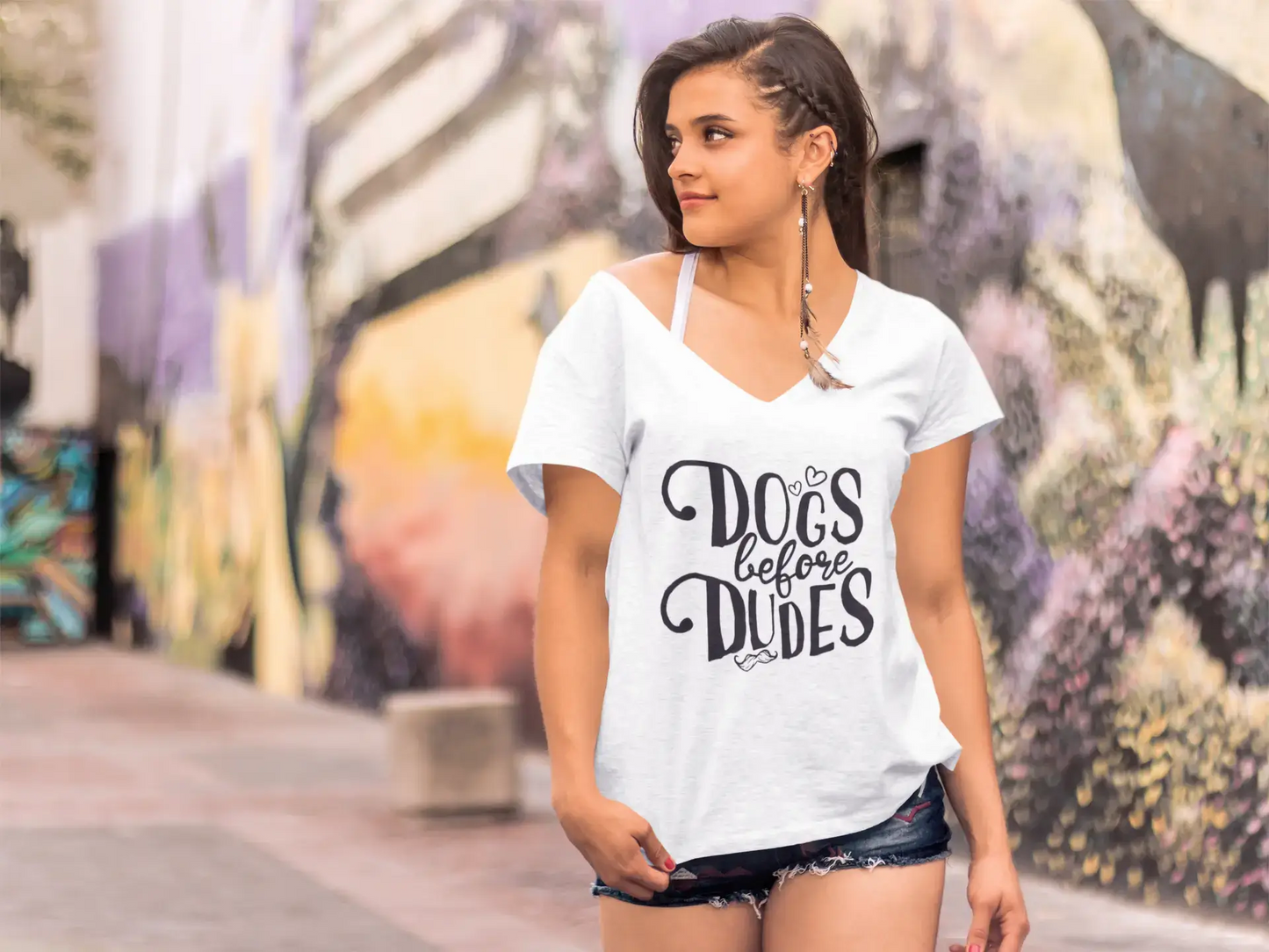 ULTRABASIC Women's T-Shirt Dogs Before Dudes - Funny Short Sleeve Tee Shirt Tops