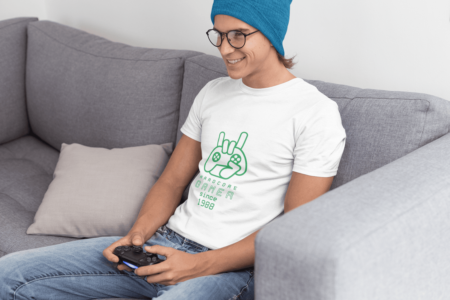 Men's Graphic T-Shirt Hardcore Gamer Since 1988 White