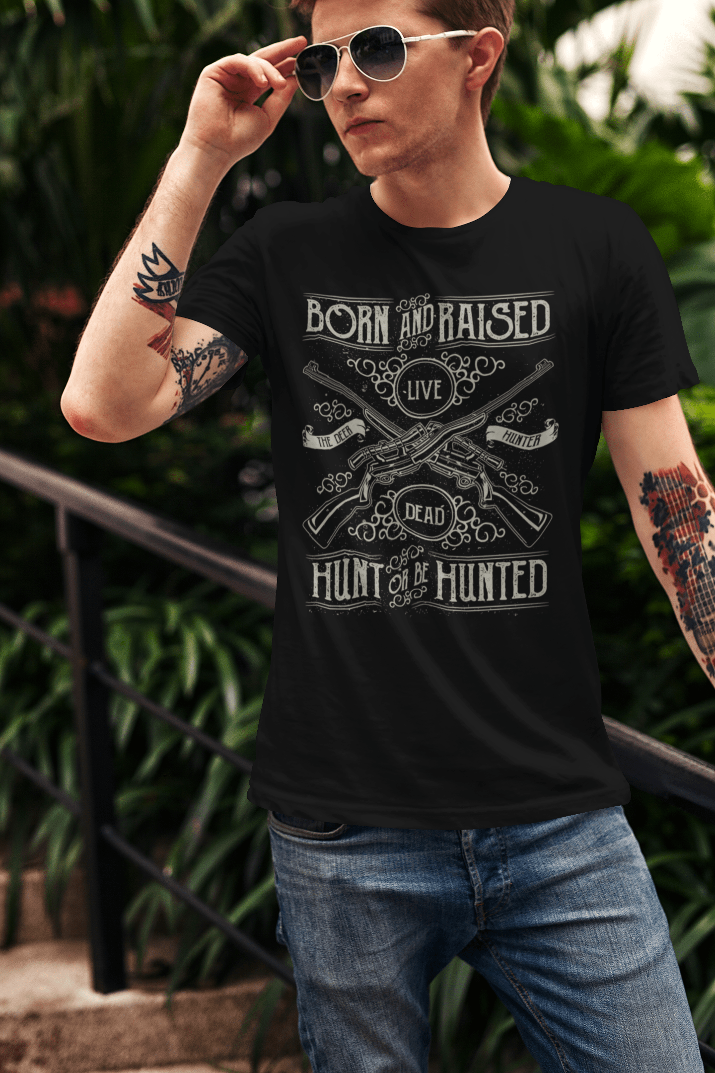 ULTRABASIC Men's T-Shirt Born and Raised - Hunt or Be Hunted - Deer Hunter Tee Shirt